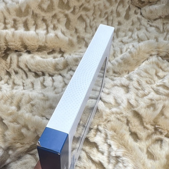 Insignia Glitter Silver Case for iPhone 15 Pro - Picture 5 of 7